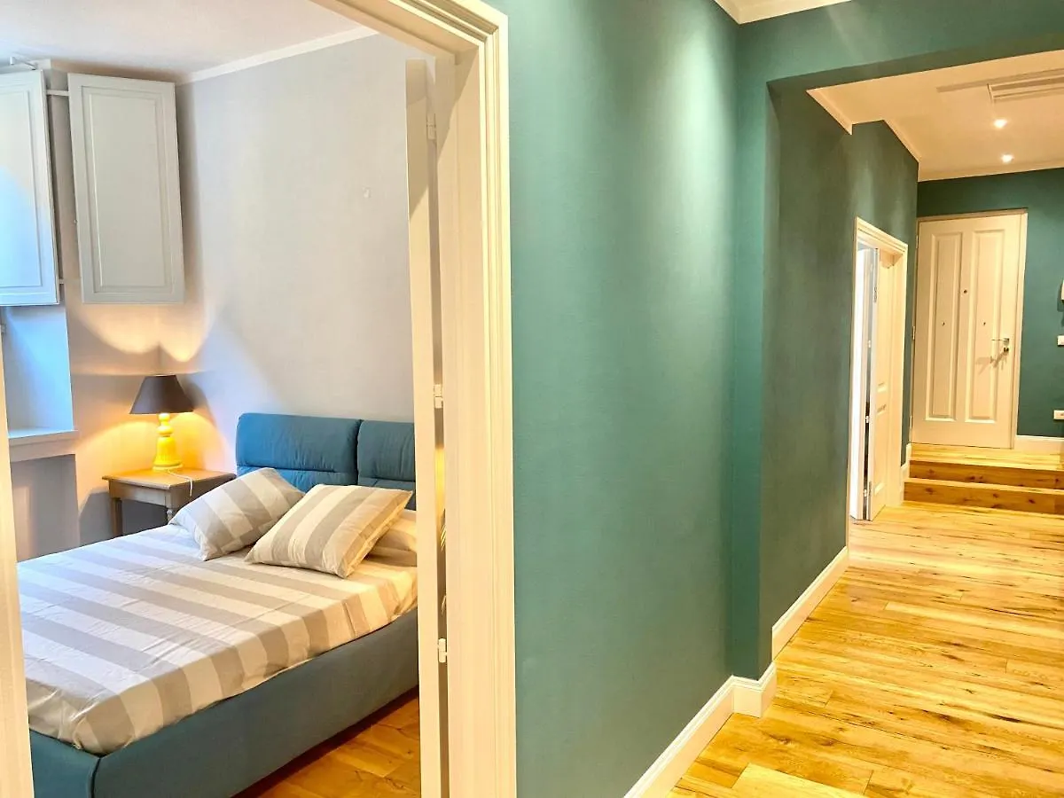 Accademia Newly Renovated Ancient Abbey Apartment Florence